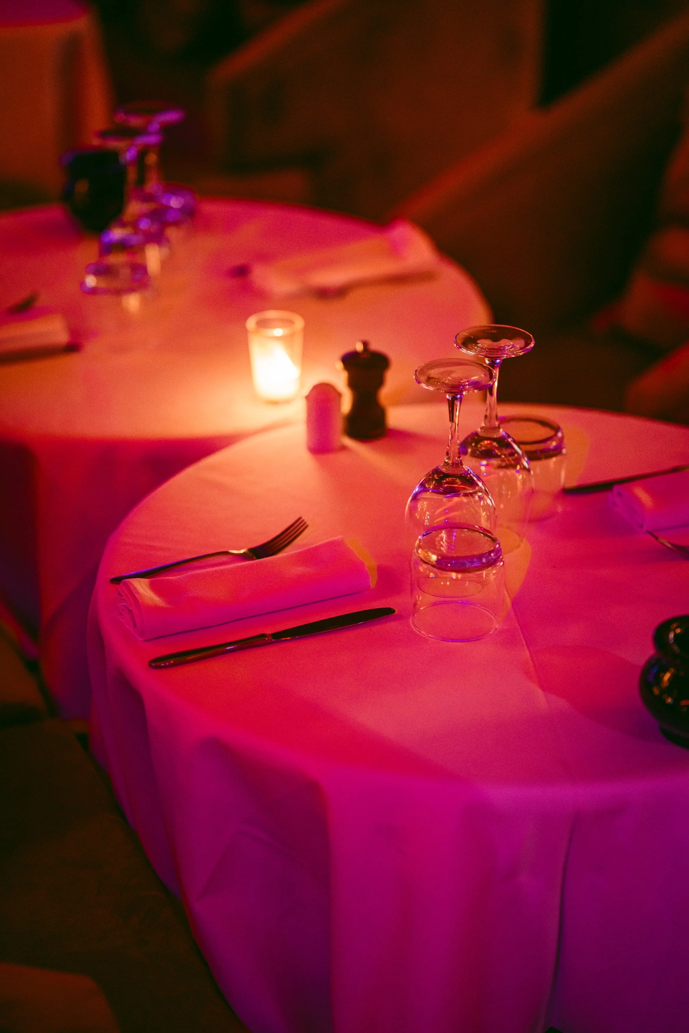 Dîner romantique Agadir - Table dressée avec bougies